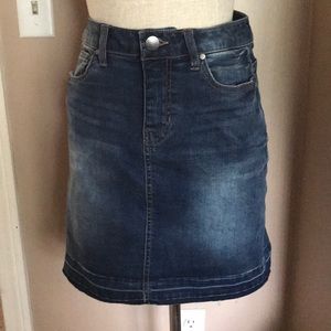 Denim skirt